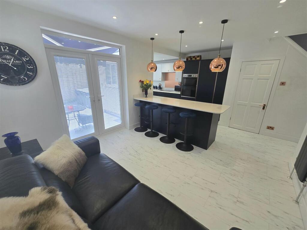 Open Plan Kitchen Diner