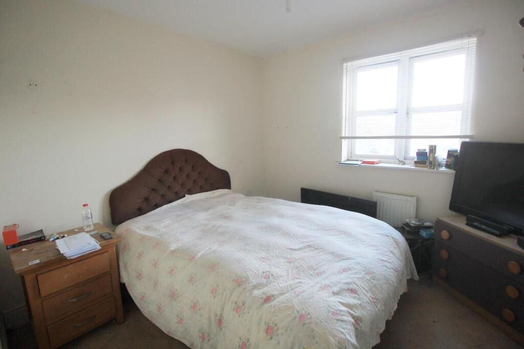 Bed 2.JPG