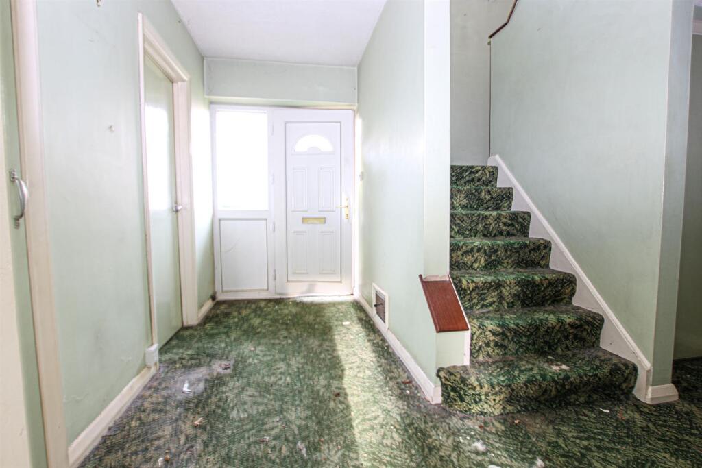 IMG_9902 hall.jpg