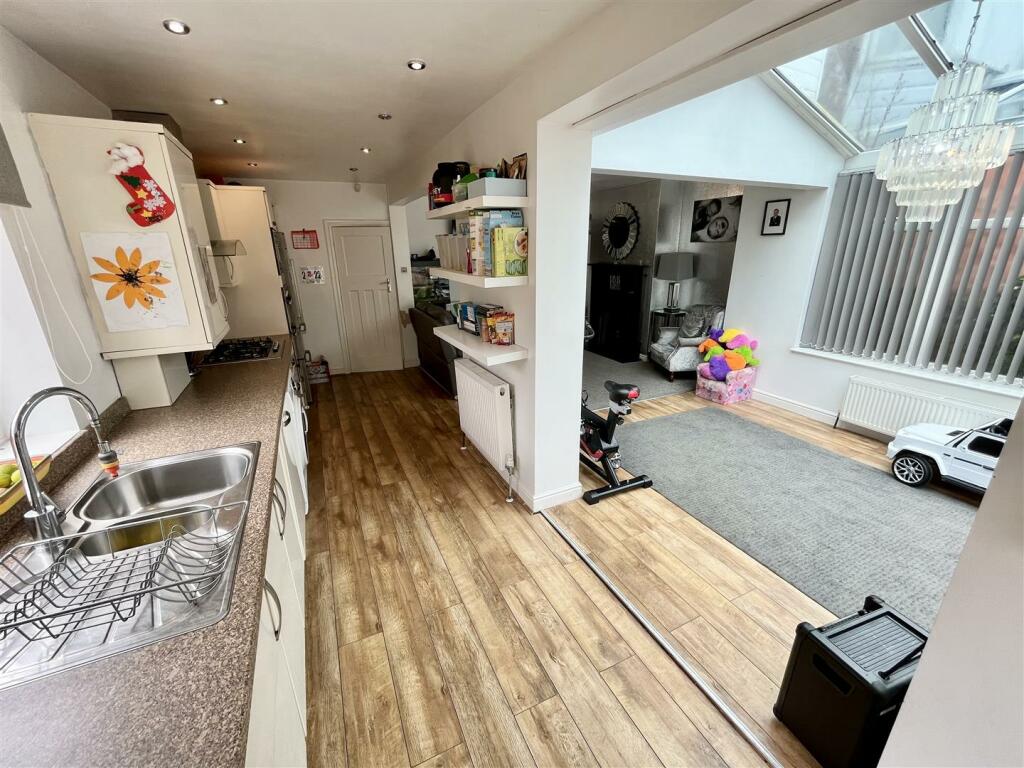 Kitchen Aspect 2