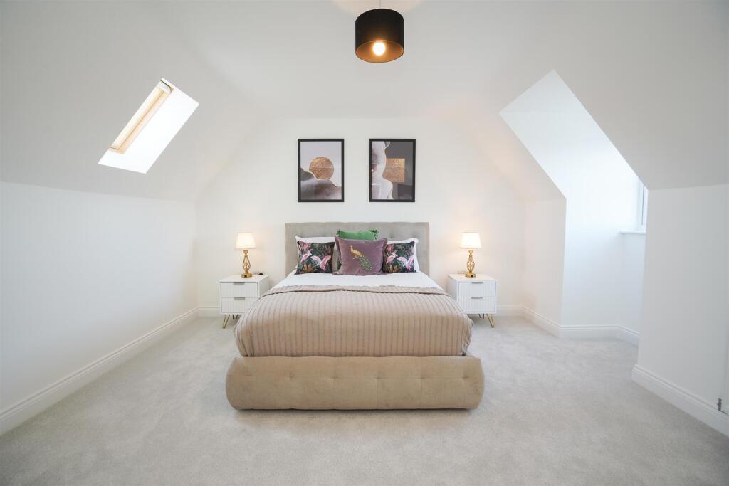 THE LANGHAM INTERNAL BEDROOM 2.jpg