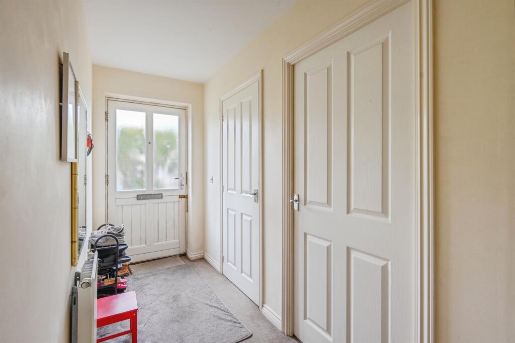 Entrance Hallway: