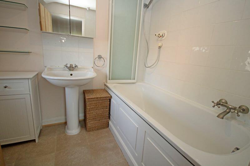 En-suite bathroom
