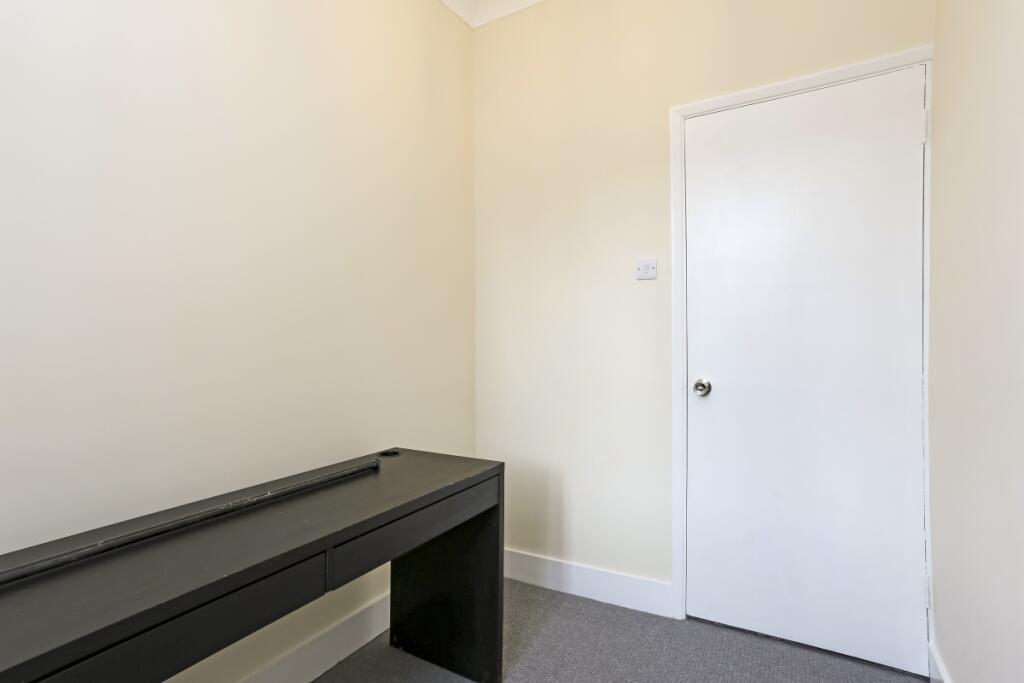 82 Tamworth Stree...