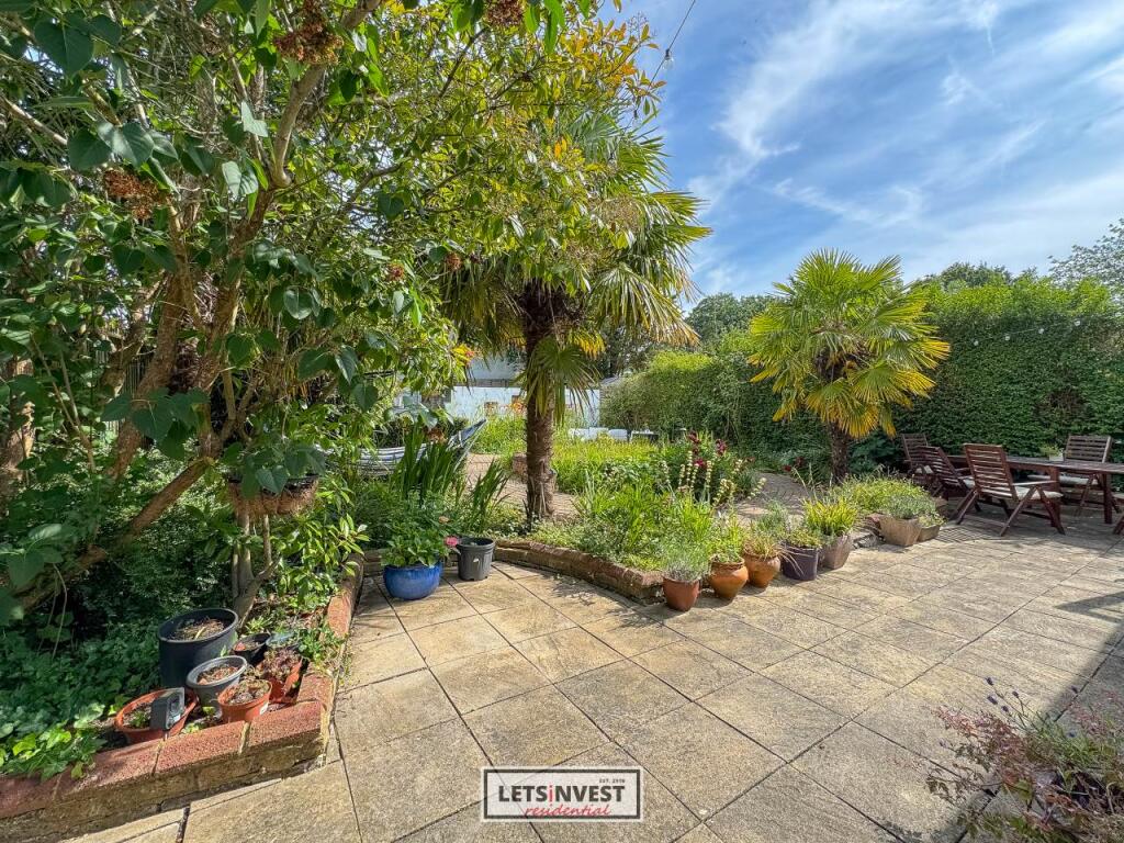 1 Hillside Road-26