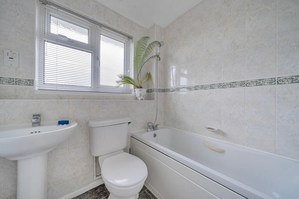 1346422-8-68b5a5d...