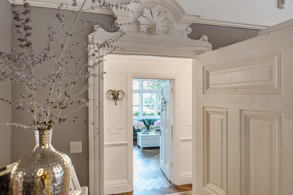 1333256-11-688cd2...