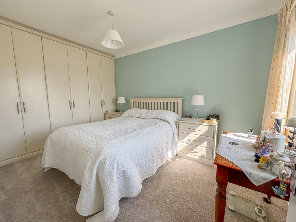 bed 1