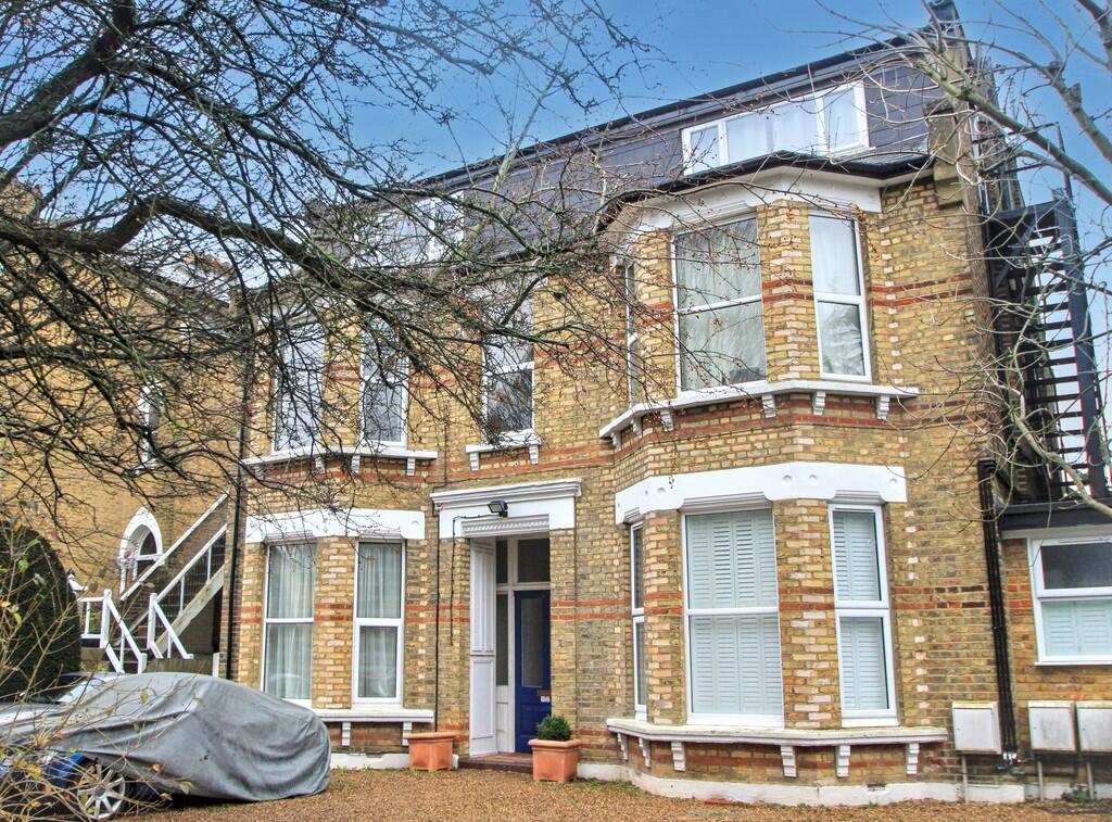 Flat C 47 The Ave...