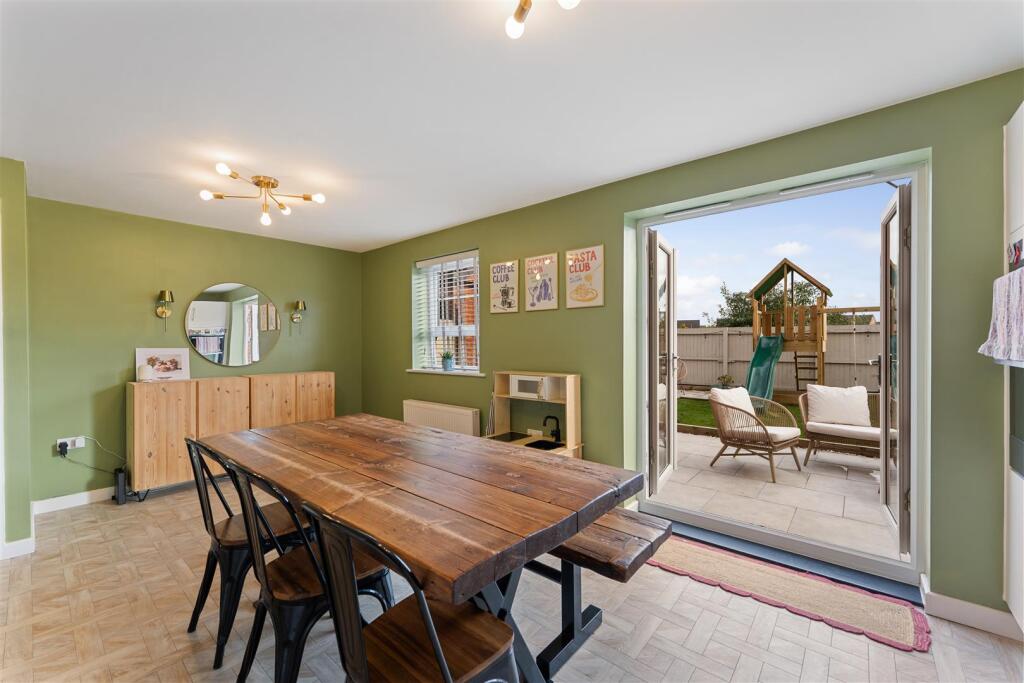 Kitchen Diner