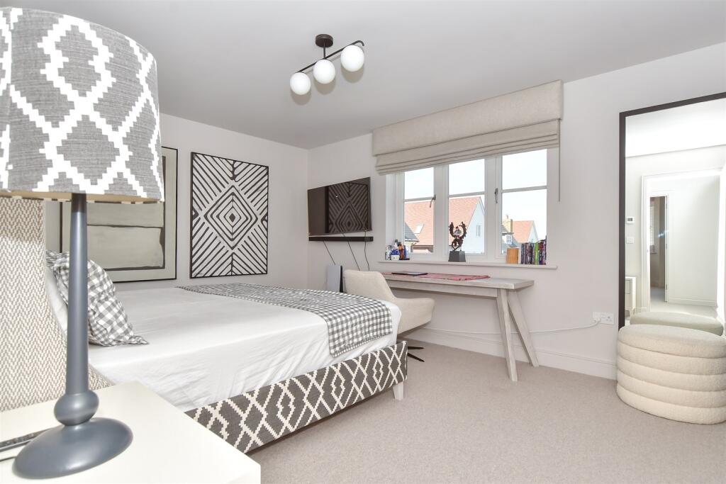 Bedroom 4