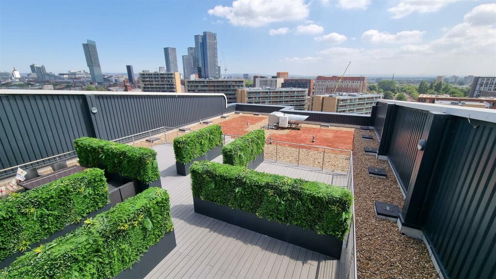 Private Roof Terrace