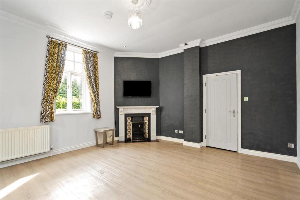 19, Catherines Close_LO_5.jpg