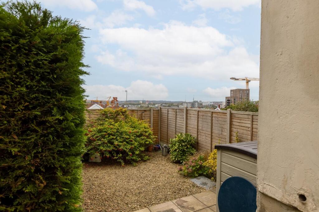 4b Bathwell Road, BS4-17.jpg