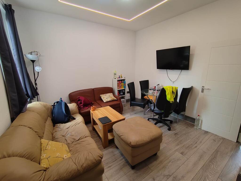 Living room (1)