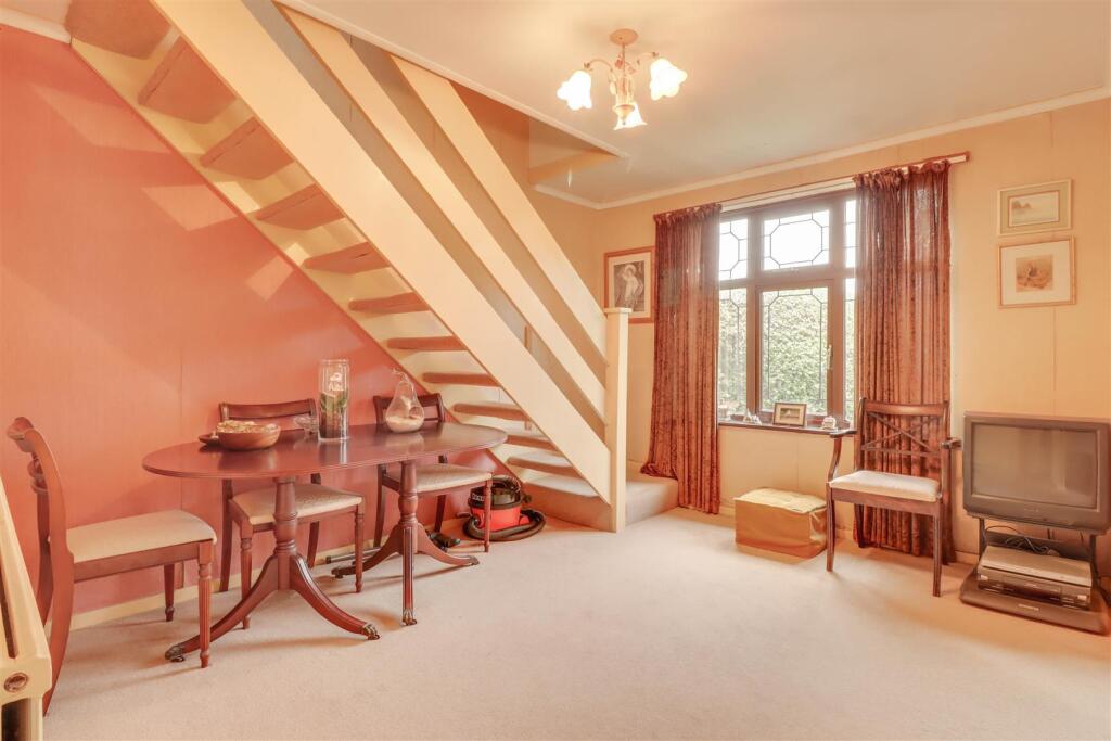 38 LABURNUM AVENUE-8.jpg