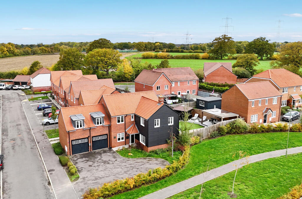 -68f7998dceb26-13...