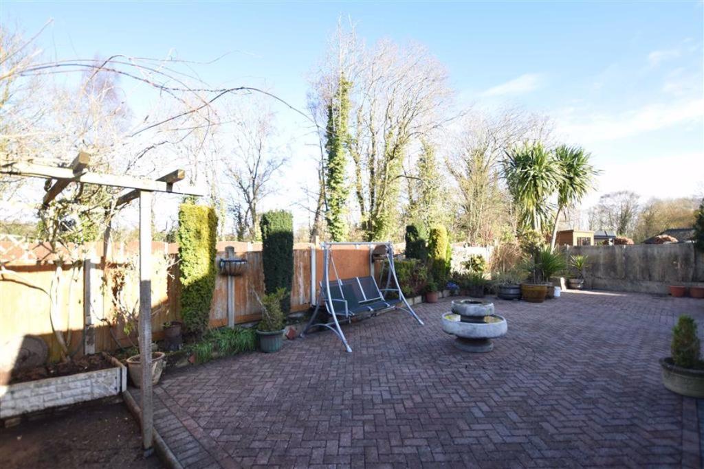 GARDENS