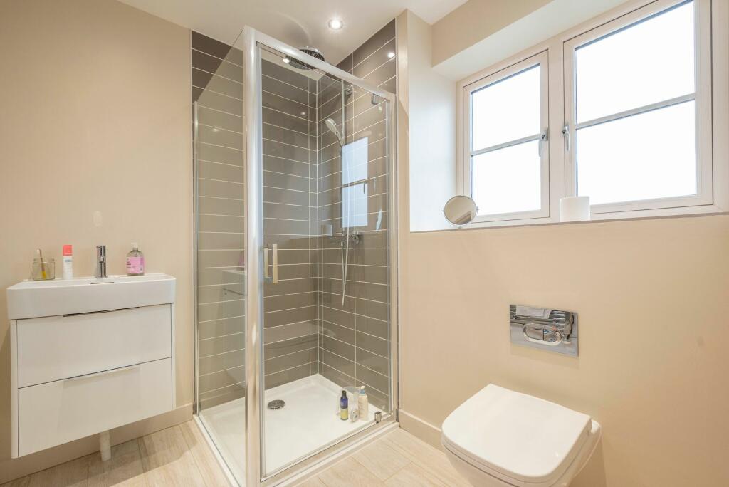 Bedroom Two En-Suite