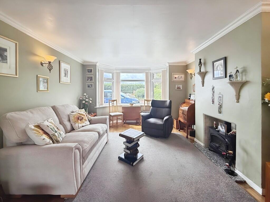 dfc6b791-WhatsApp...