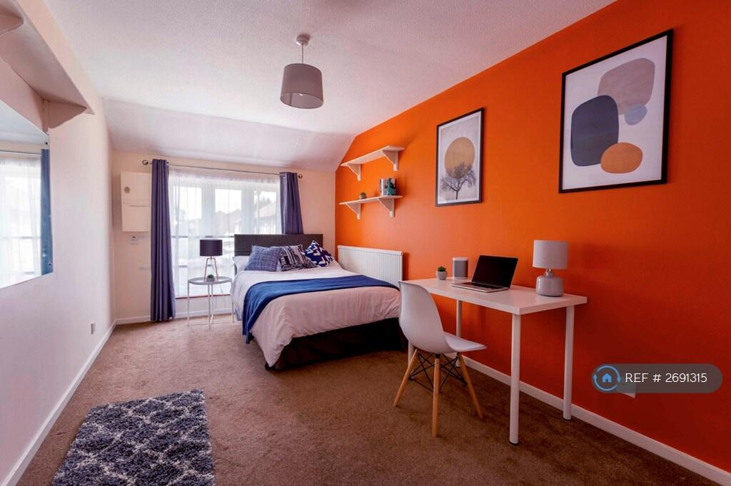 Large Double Room