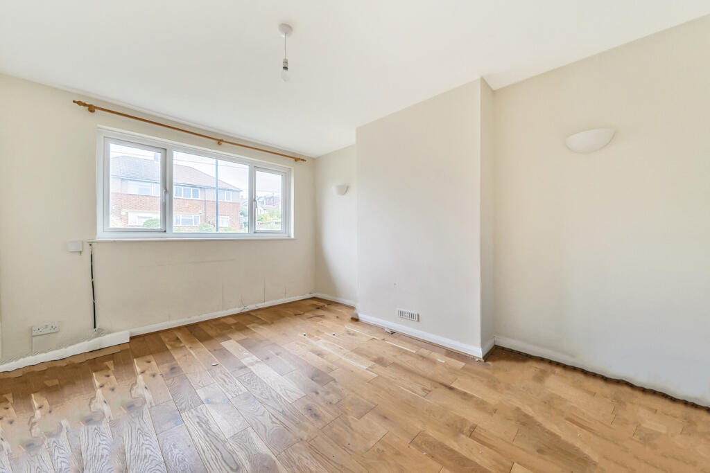 1314243-4-685d1d5...