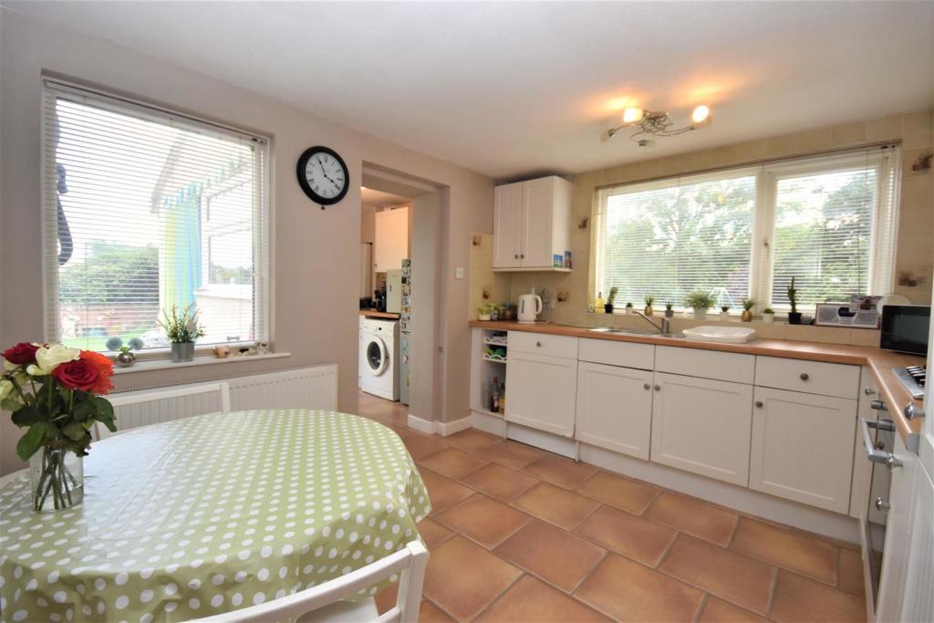 Kitchen &amp; Breakfast Room.JPG