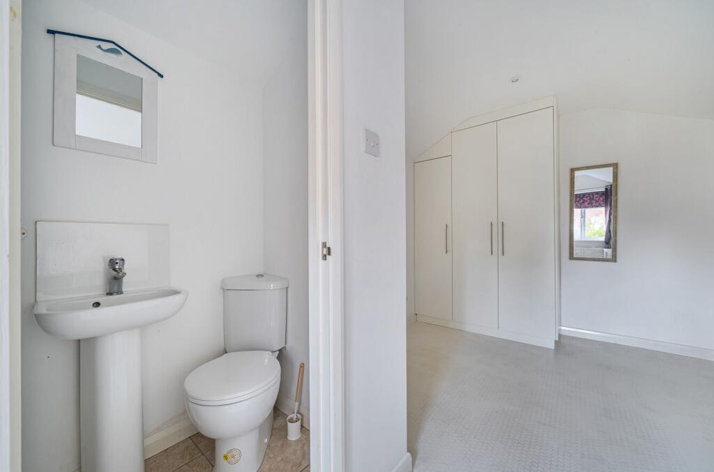 Bedroom 1 &amp; ensuite