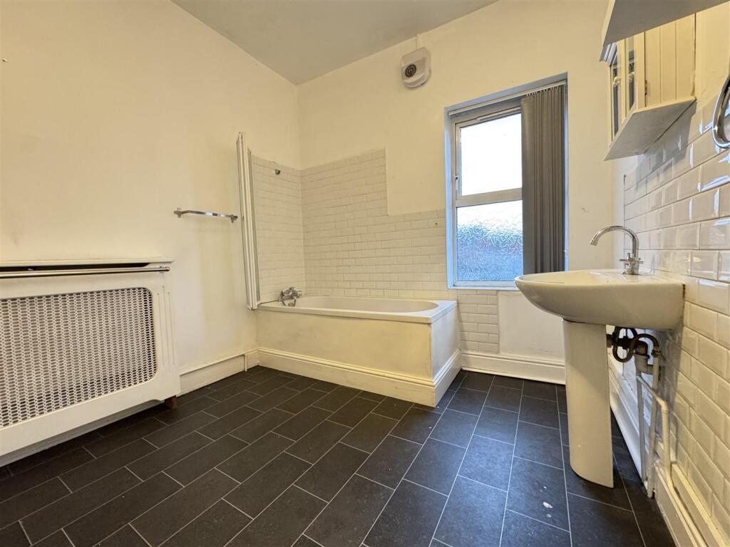 IMG_6242 (Large).JPG