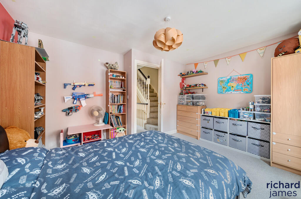 8fbe4bb9ba814f53b66aff50bb3d42a4