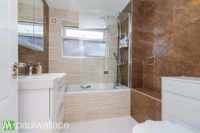 Bathroom / W.C.