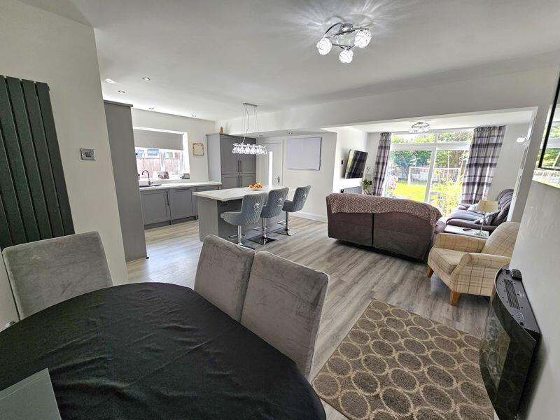 Open Plan Kitchen Family Room