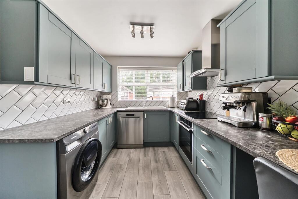 Evensyde - Kitchen 2.jpg
