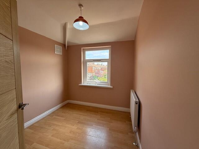 Heaton Road Bed 3