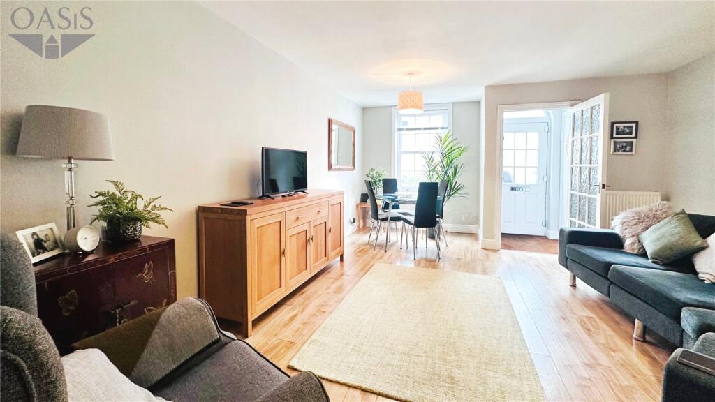 Living/Dining Room