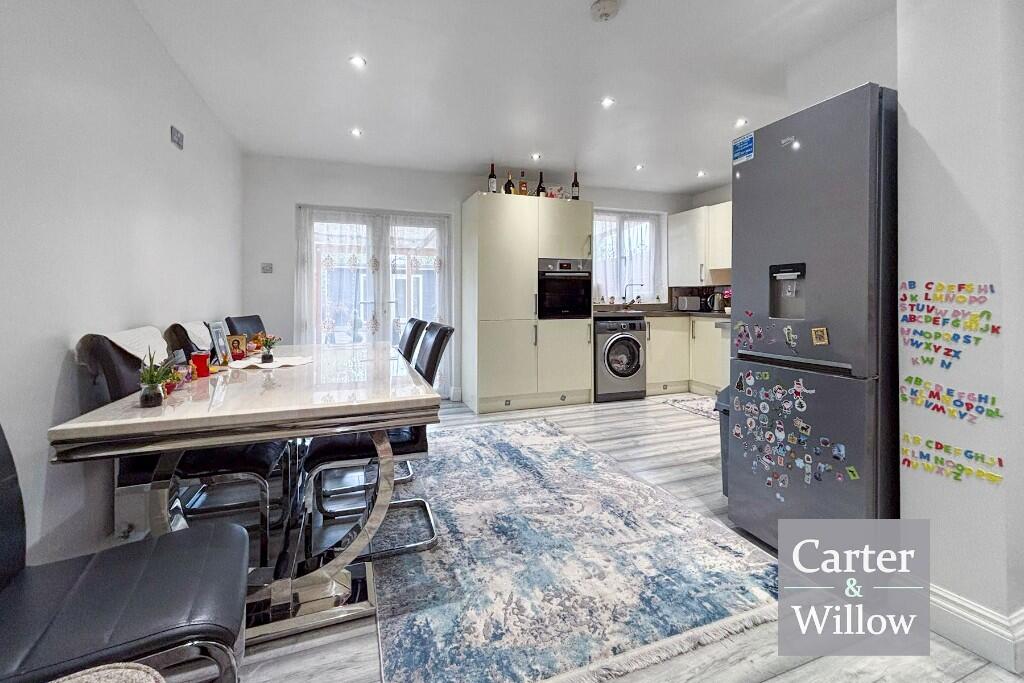 Kitchen/Reception 