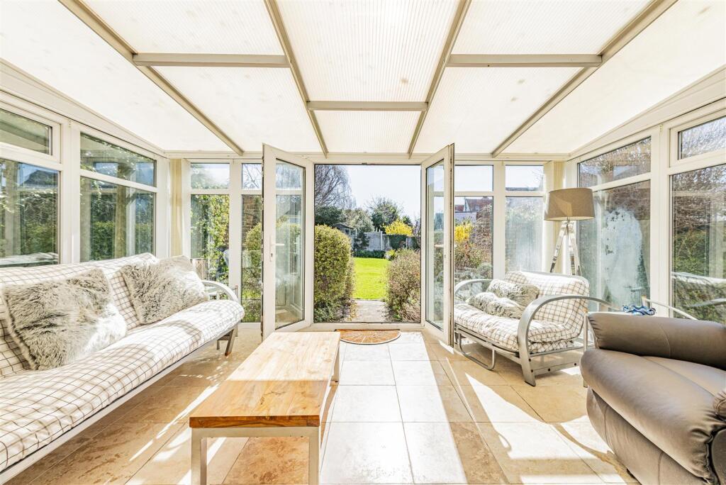 2 bedroom bungalow for sale in Margate by Guildcre