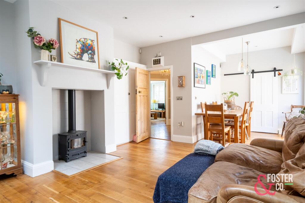 15 SURRENDEN CRESCENT FINSHED EDITS-20.JPG