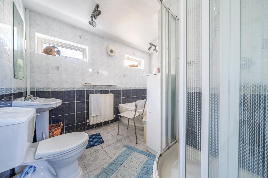 Ground Floor Bathroom