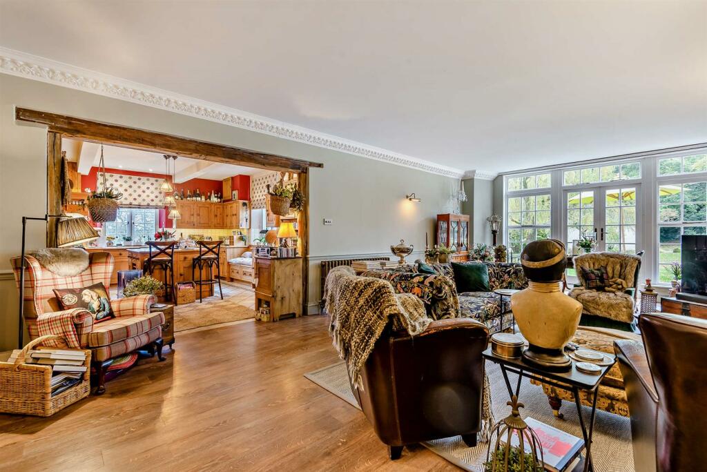 8625116-interior22-800.jpg