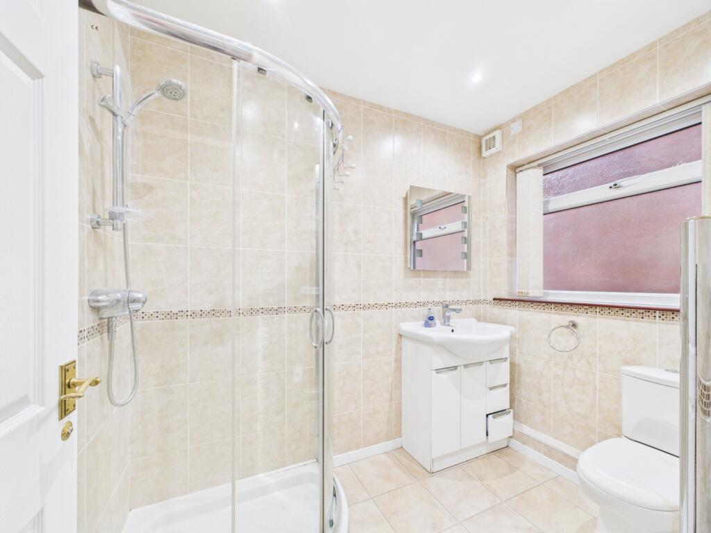 CAM02093G0-PR0066-STILL016