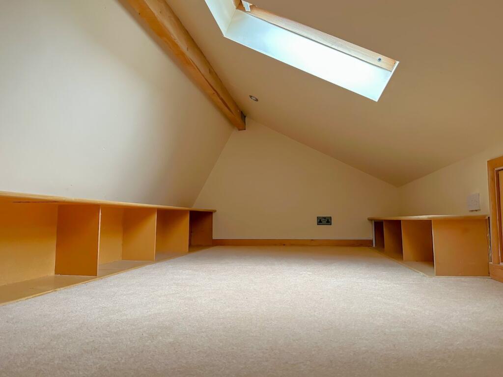 Attic/Hobby Room
