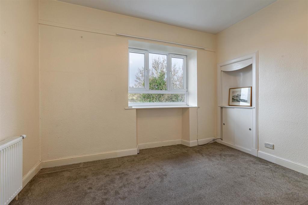 20 Forest Road Selkirk 15.JPG