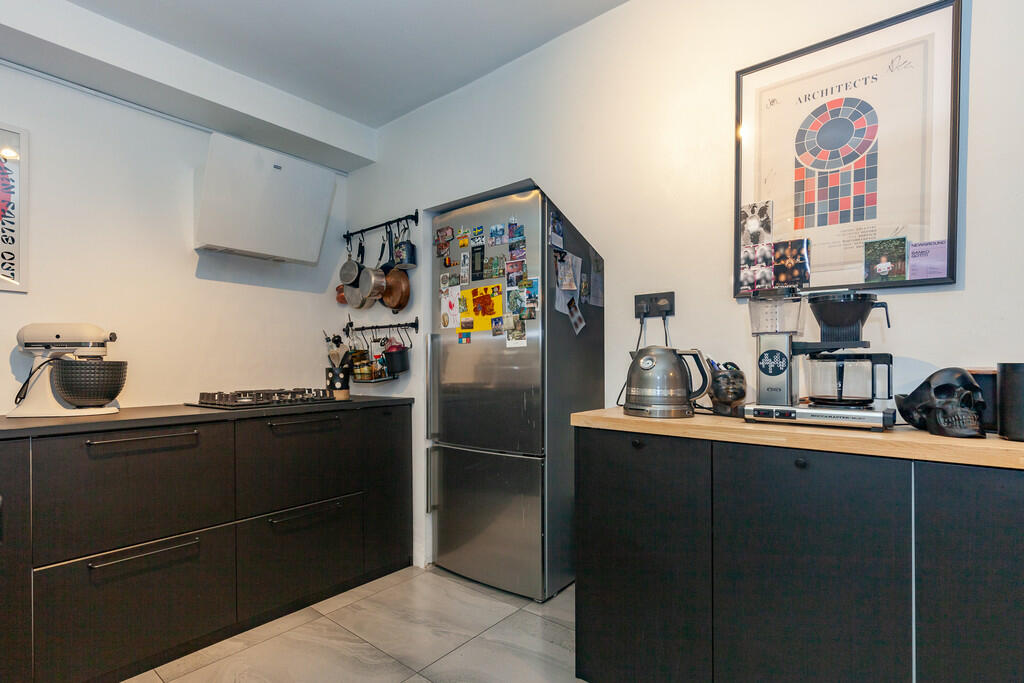 Kitchen- Angle 3