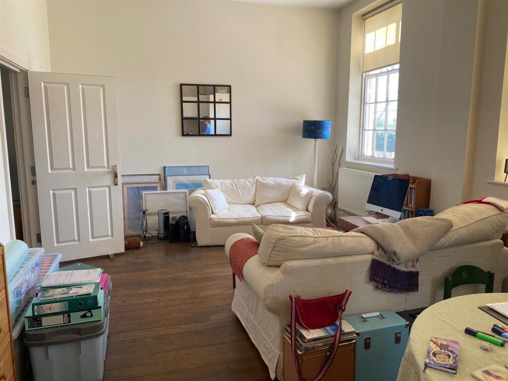 Living room.jpg