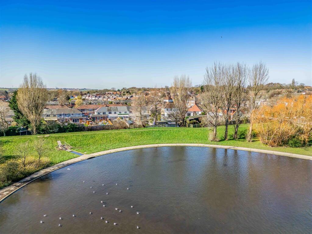 26 Queens Grove-Aerials-Small-PorticoMarketing-Nex