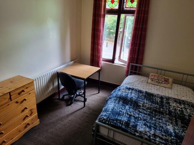 park-road-east-wv1-4px-929049