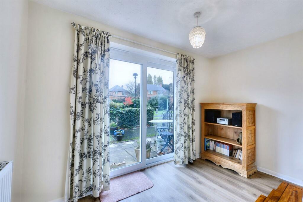 Bedroom 2_1.jpeg