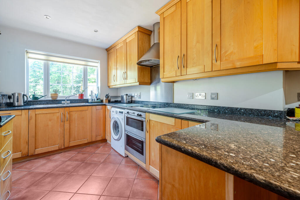 1290627-9-68247e7...