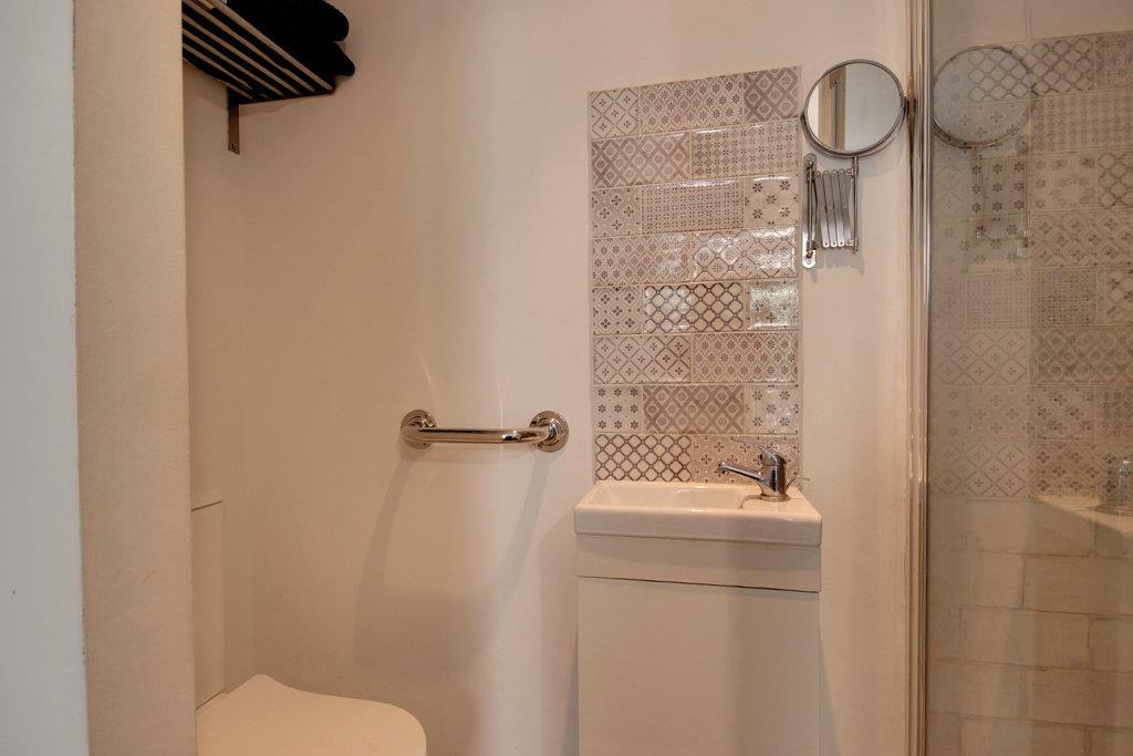 Ensuite